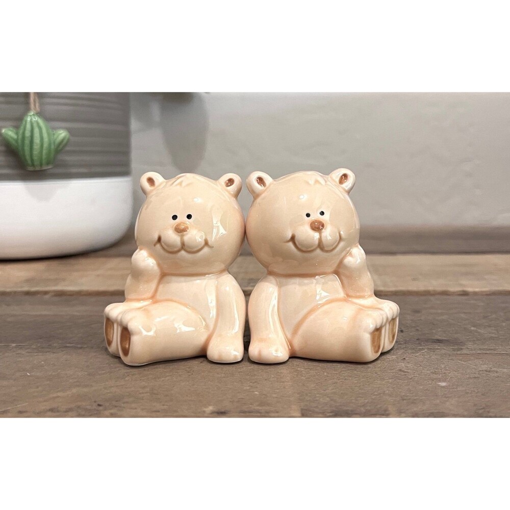 Vintage Josef Originals Teddy Bear Salt and Pepper Shakers Ceramic Korea